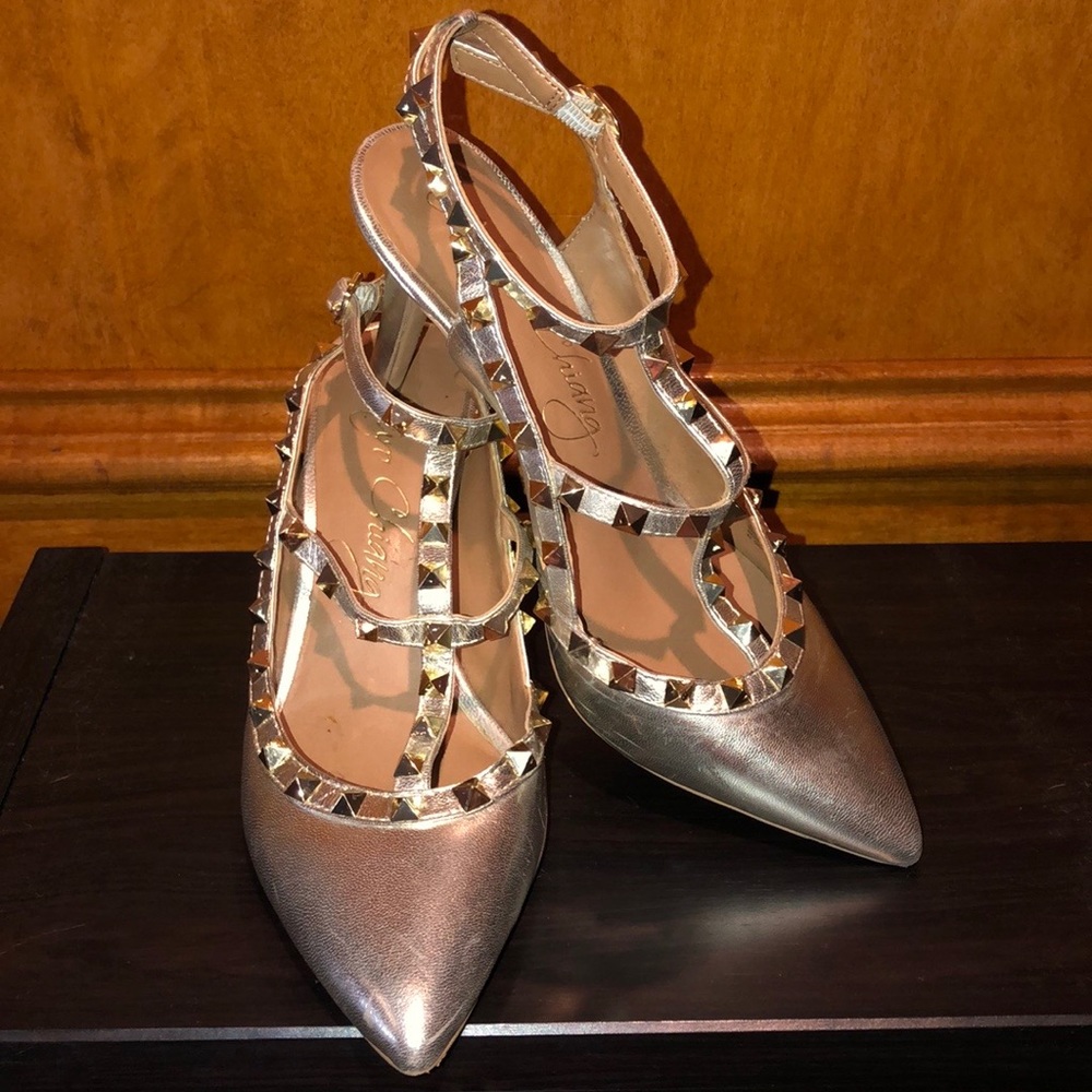 Arturo Chiang Gold Studded Heels